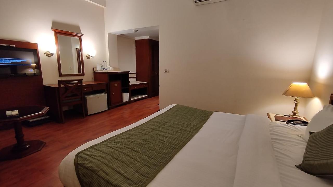 Hotel Sepal Бхатинда Экстерьер фото