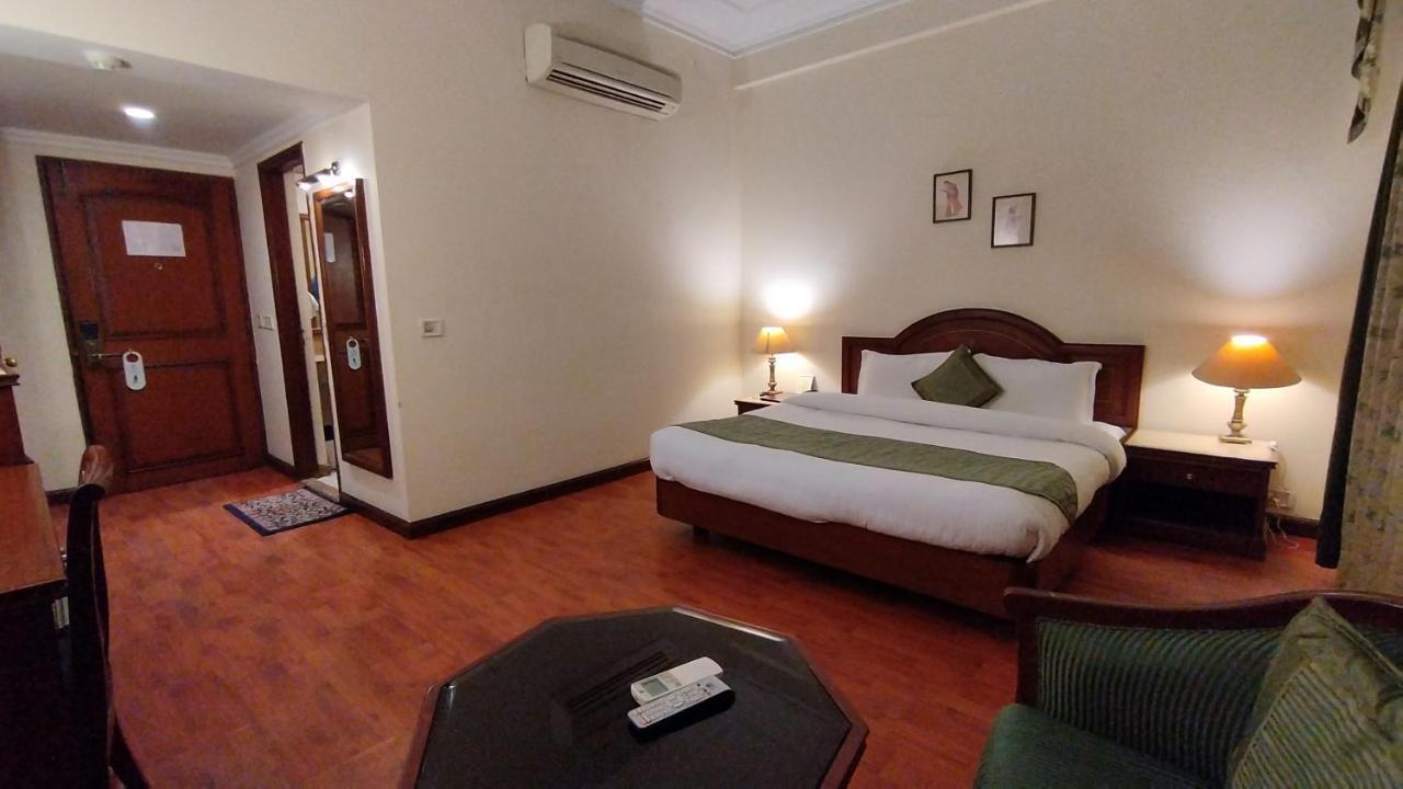 Hotel Sepal Бхатинда Экстерьер фото
